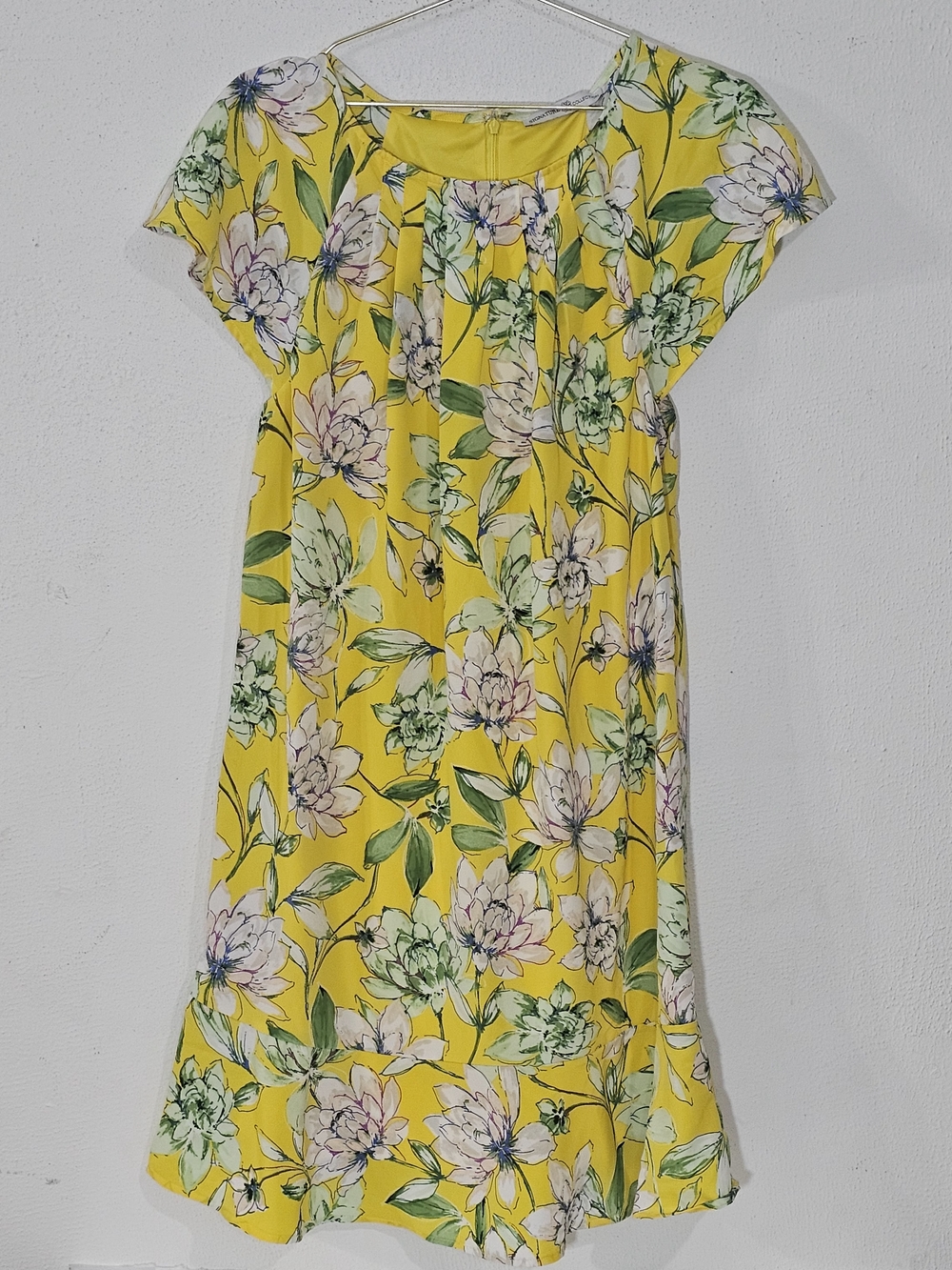 ​Signature Collection Women's Floral Dress Size S 4-6 Yellow Spring Summer Midi